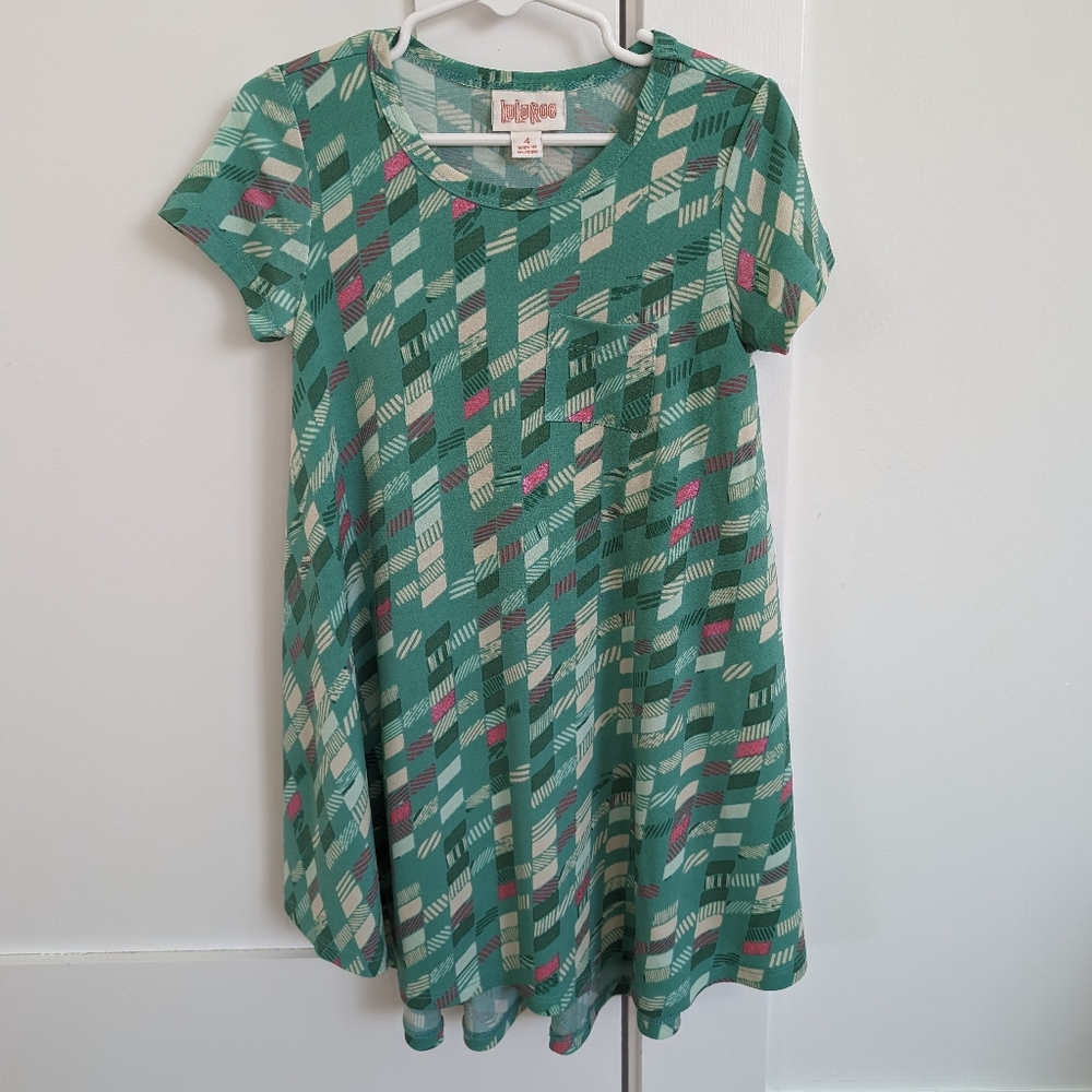✨4 for 12 LulaRoe Green Scarlett Dress 4T